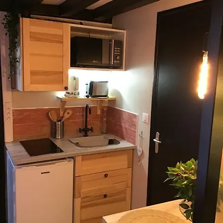 Hotel Vacance Mesange Avec Parking *